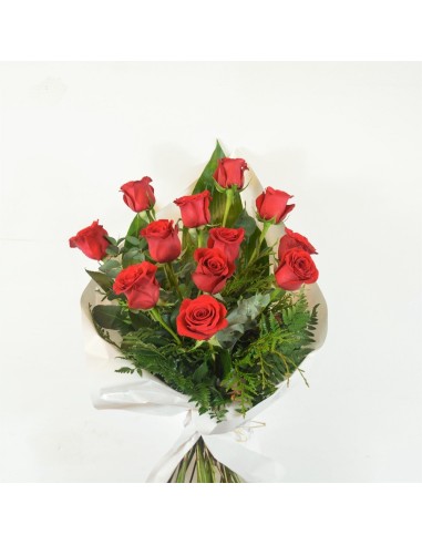 RAMO 12 ROSAS ROJAS
