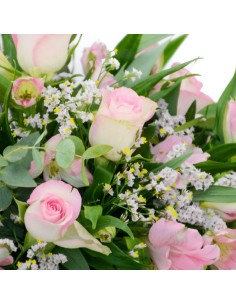 ramo de flores en tonos rosas 2