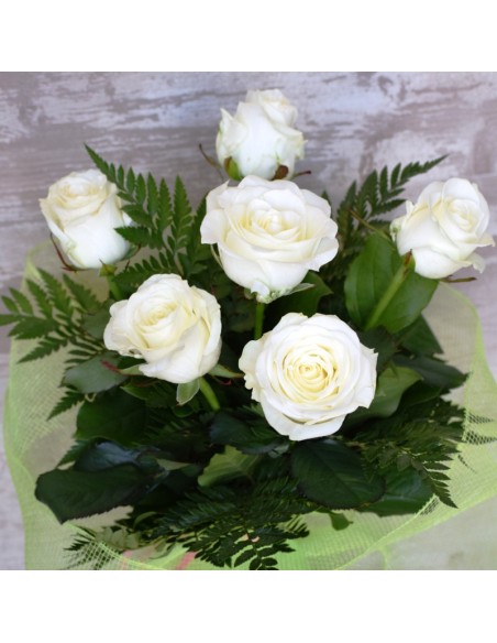 RAMO AMOR EN BLANCO